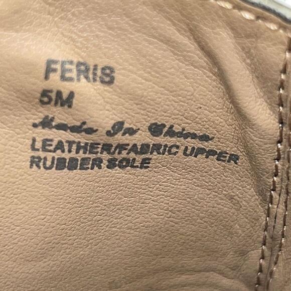 DONALD J PLINER Olive Green Patent Leather Feris Bootie-5M - Picture 6 of 7